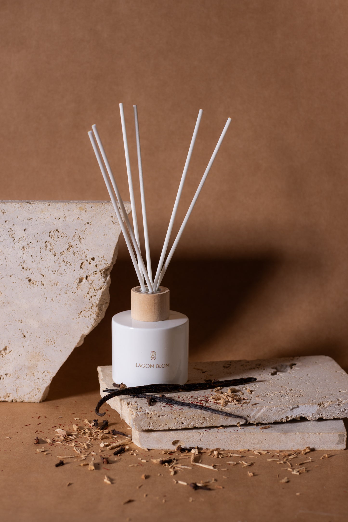 Vanília - szantálfa - szegfűszeg pálcás diffúzor