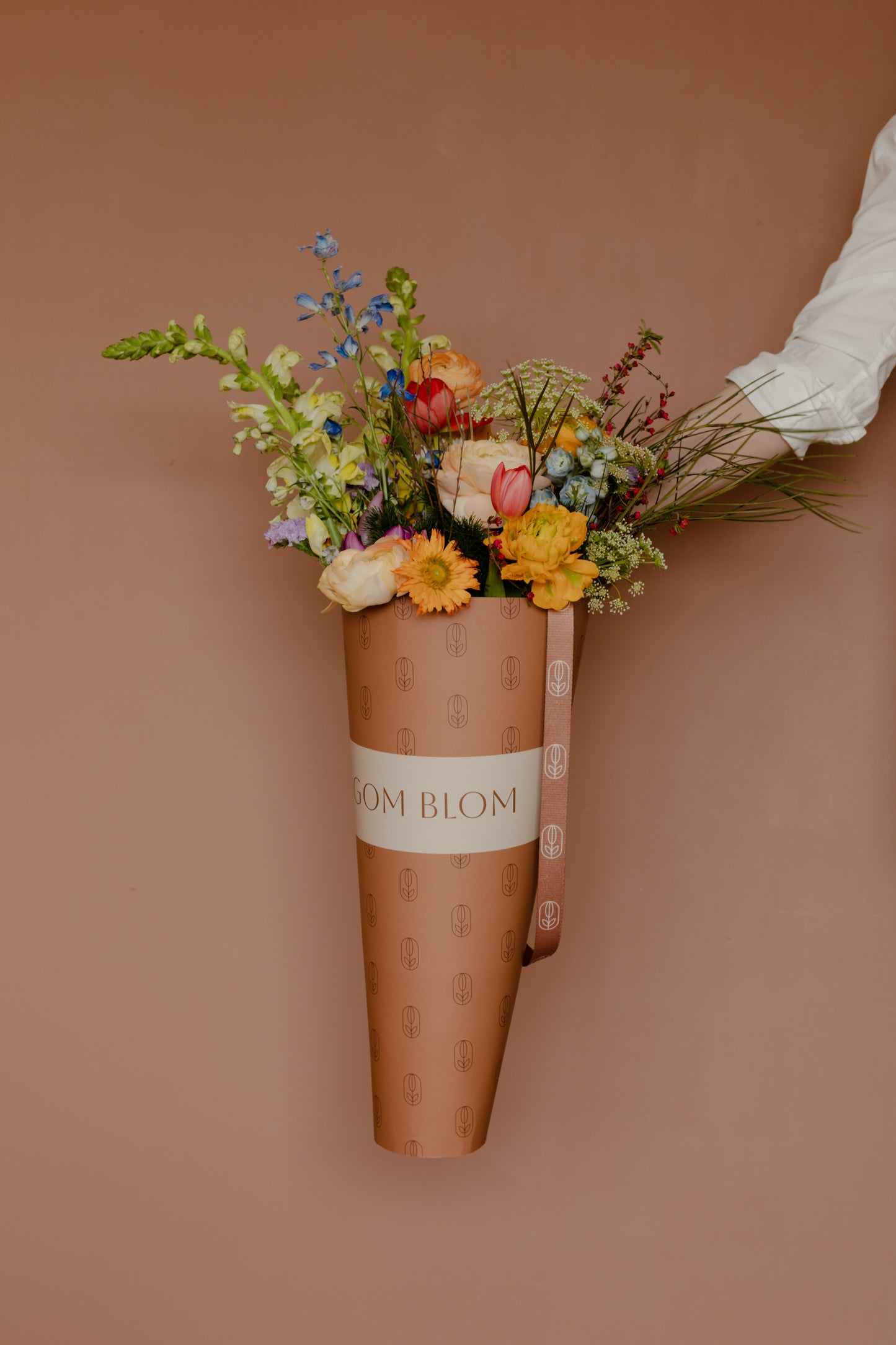 Élénk, színes vegyes csokor "M"